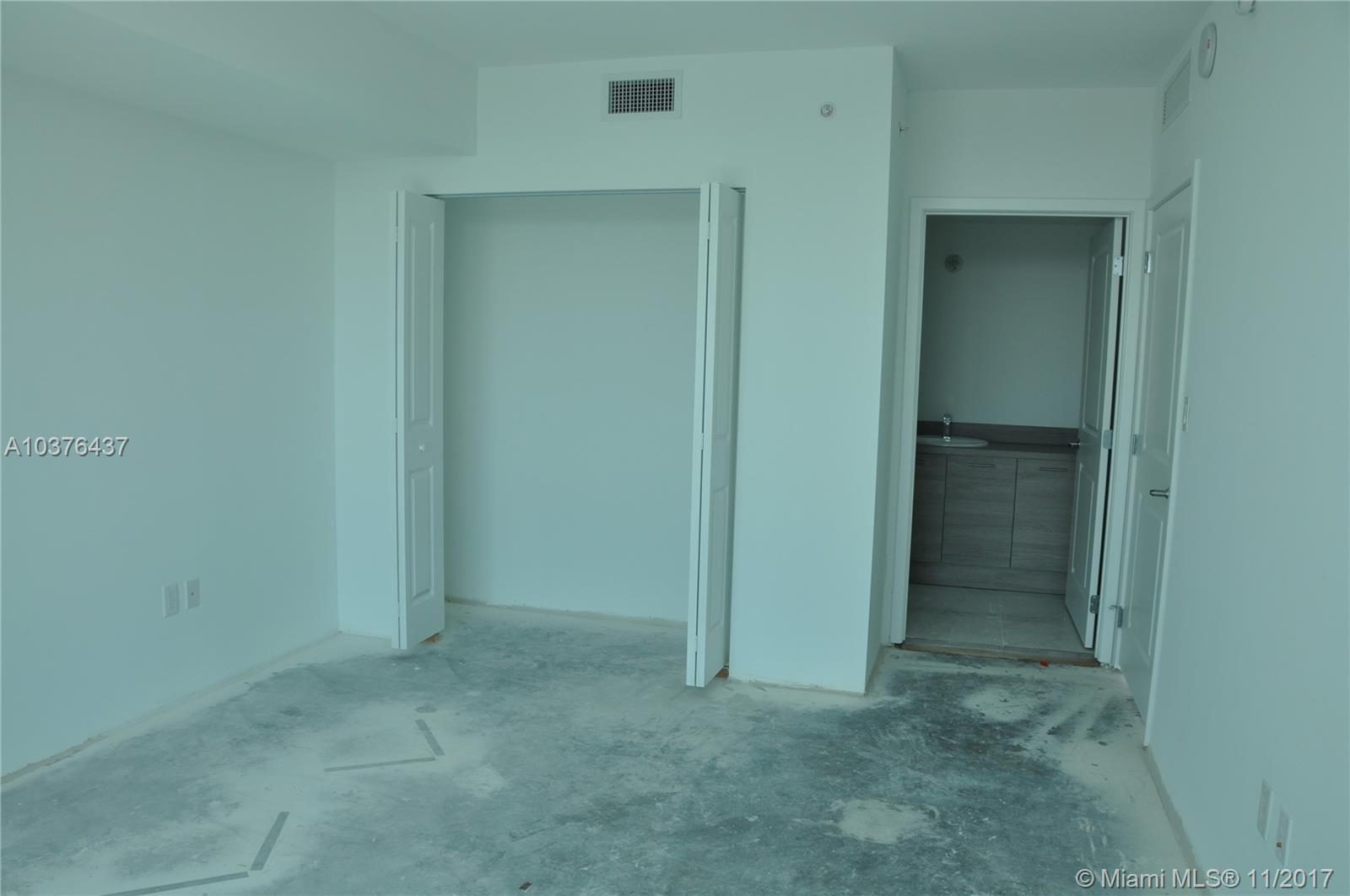 400 SUNNY ISLES DUPLEX - Residential Lease