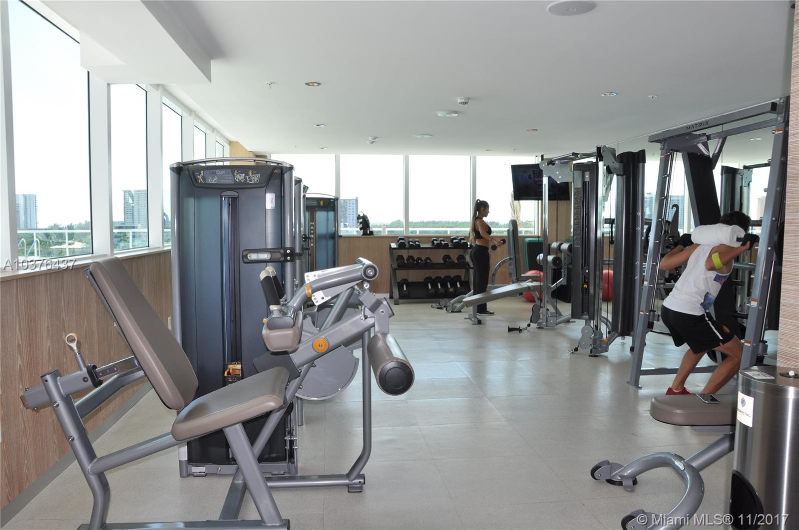400 SUNNY ISLES DUPLEX - Residential Lease