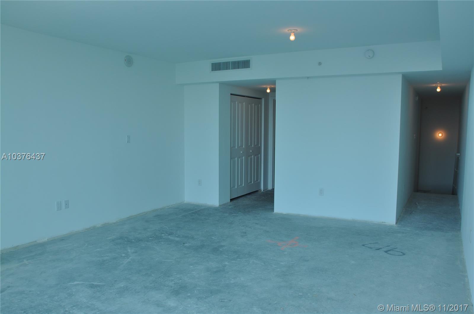 400 SUNNY ISLES DUPLEX - Residential Lease