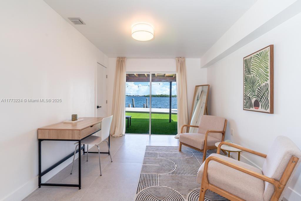 BISCAYNE SHORES CORR PLAT - Residential