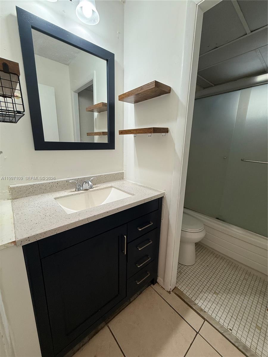 TWIN TOWERS CONDO - Residential Lease