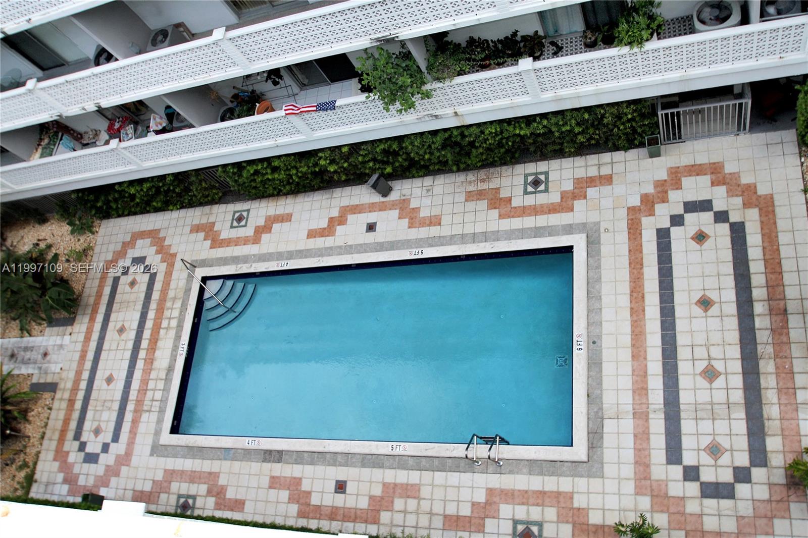 TWIN TOWERS CONDO - Residential Lease