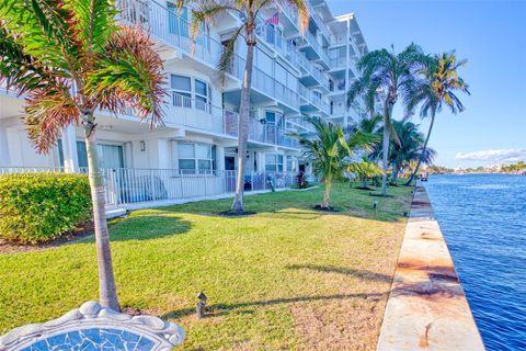 A home in Deerfield Beach