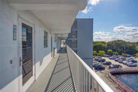 A home in Deerfield Beach