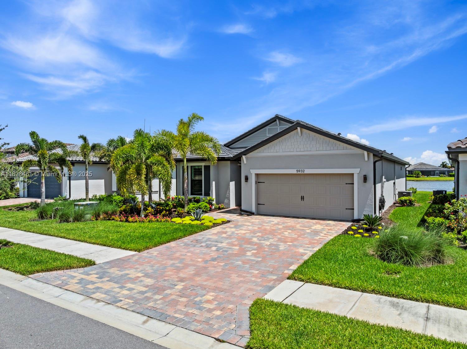 Del Webb Naples - Residential