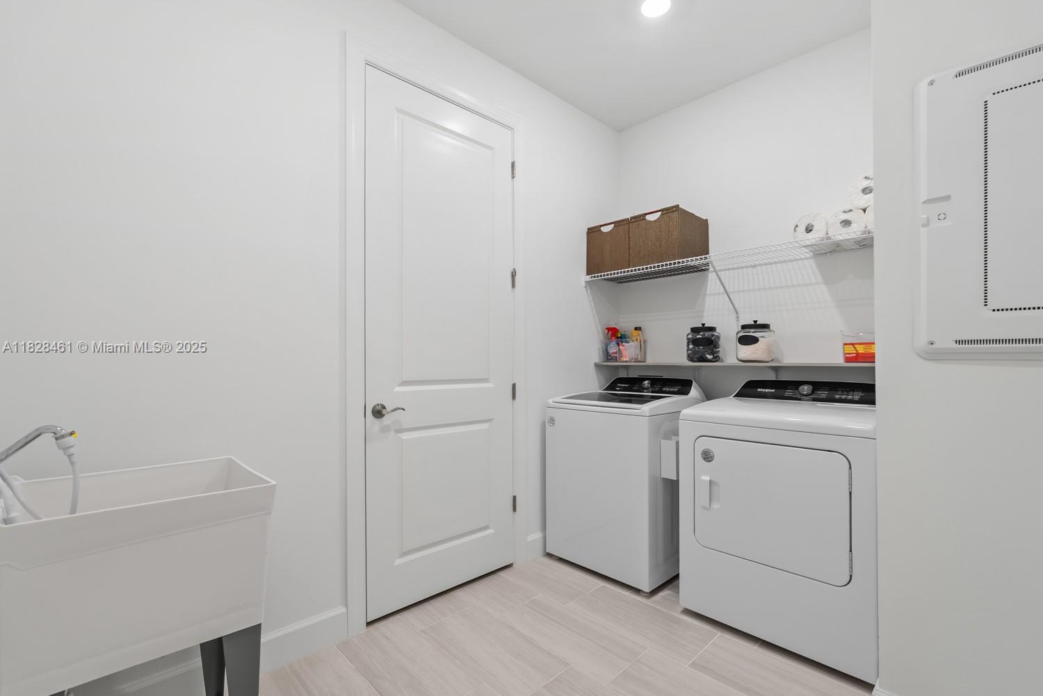 Del Webb Naples - Residential