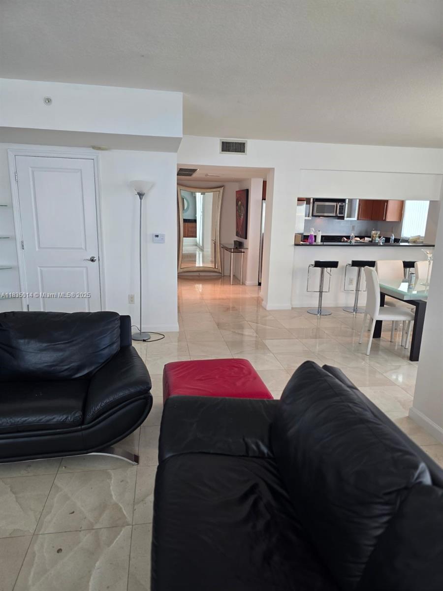 610 W Las Olas Blvd 1912N