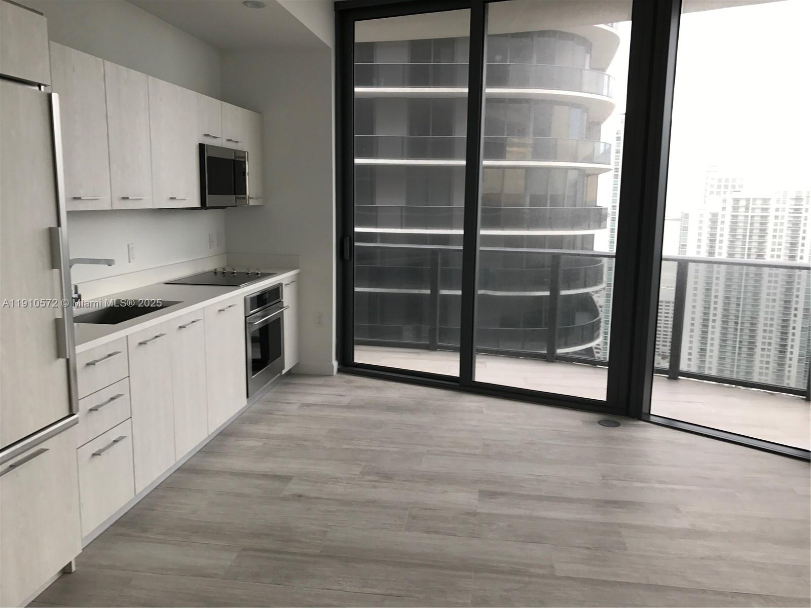 BRICKELL HEIGHTS WEST CON - Residential Lease