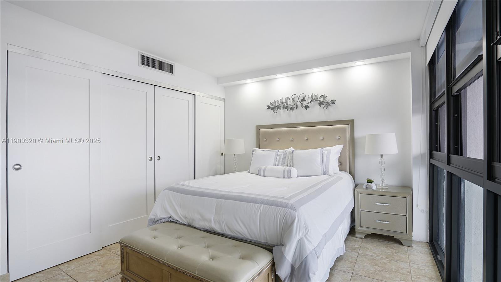 AVANT GARDE CONDO - Residential