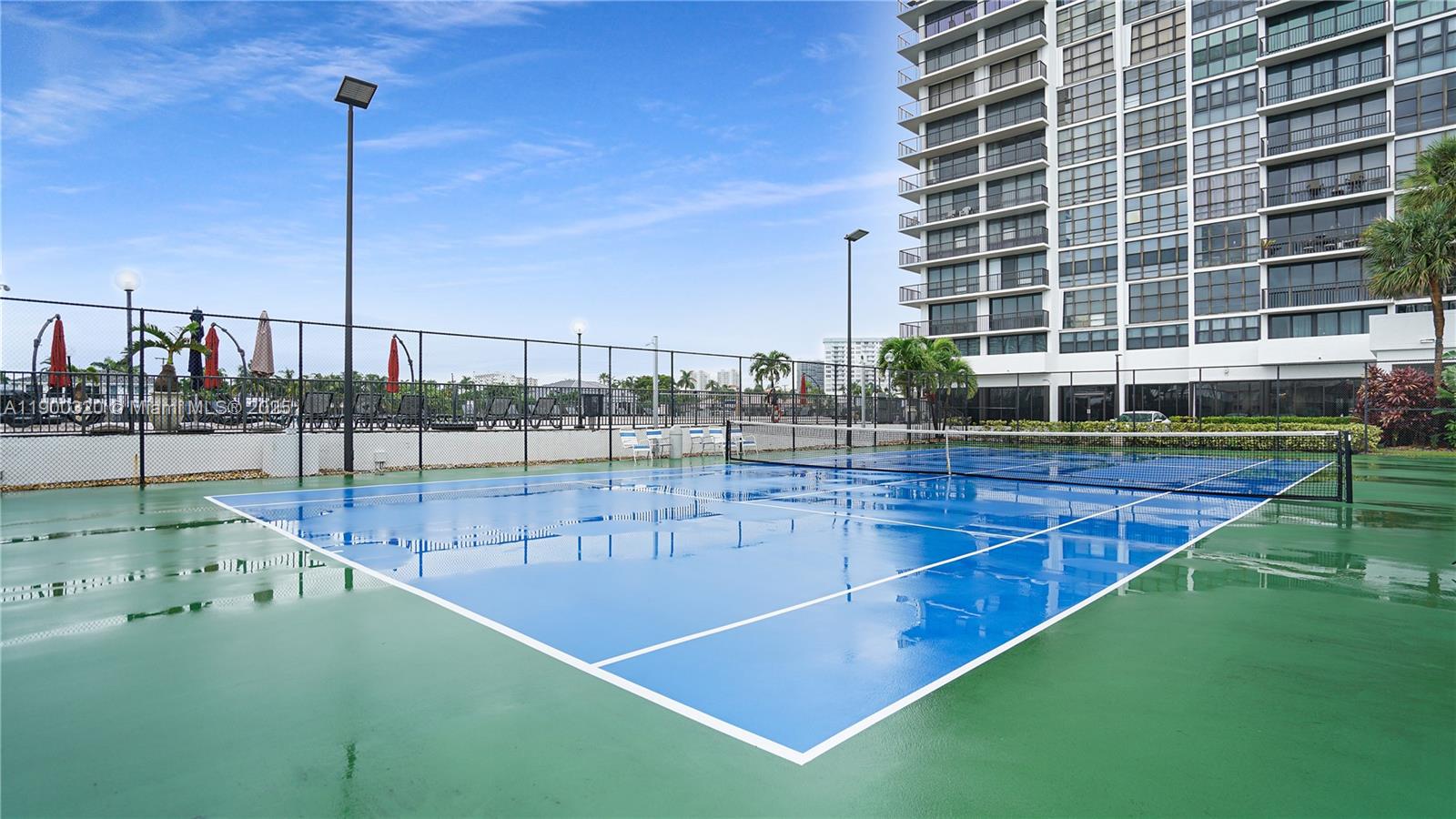 AVANT GARDE CONDO - Residential