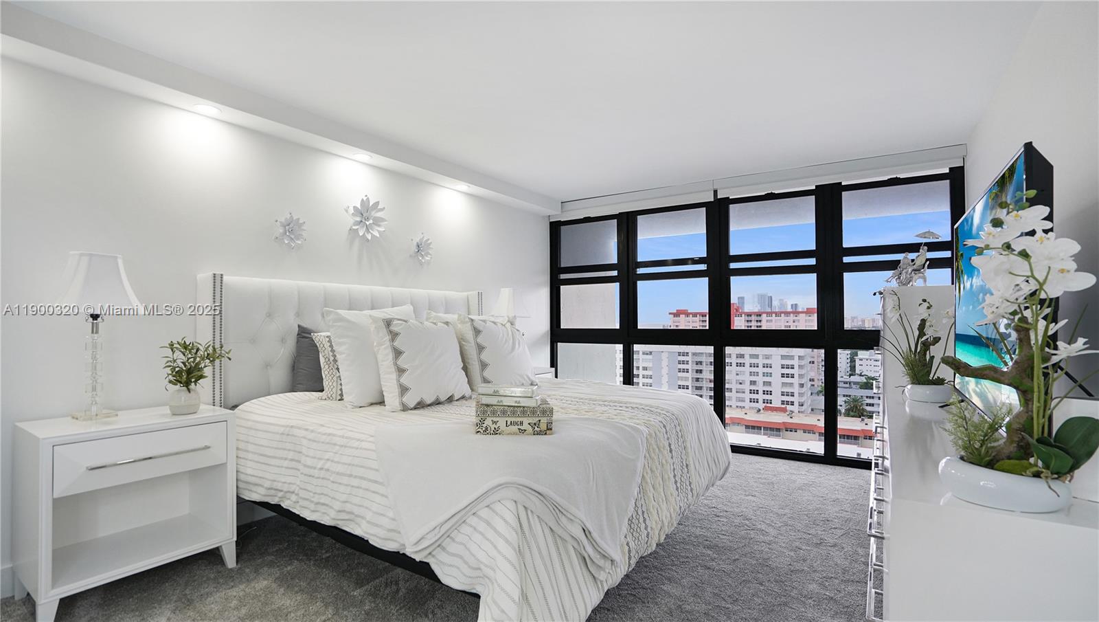 AVANT GARDE CONDO - Residential