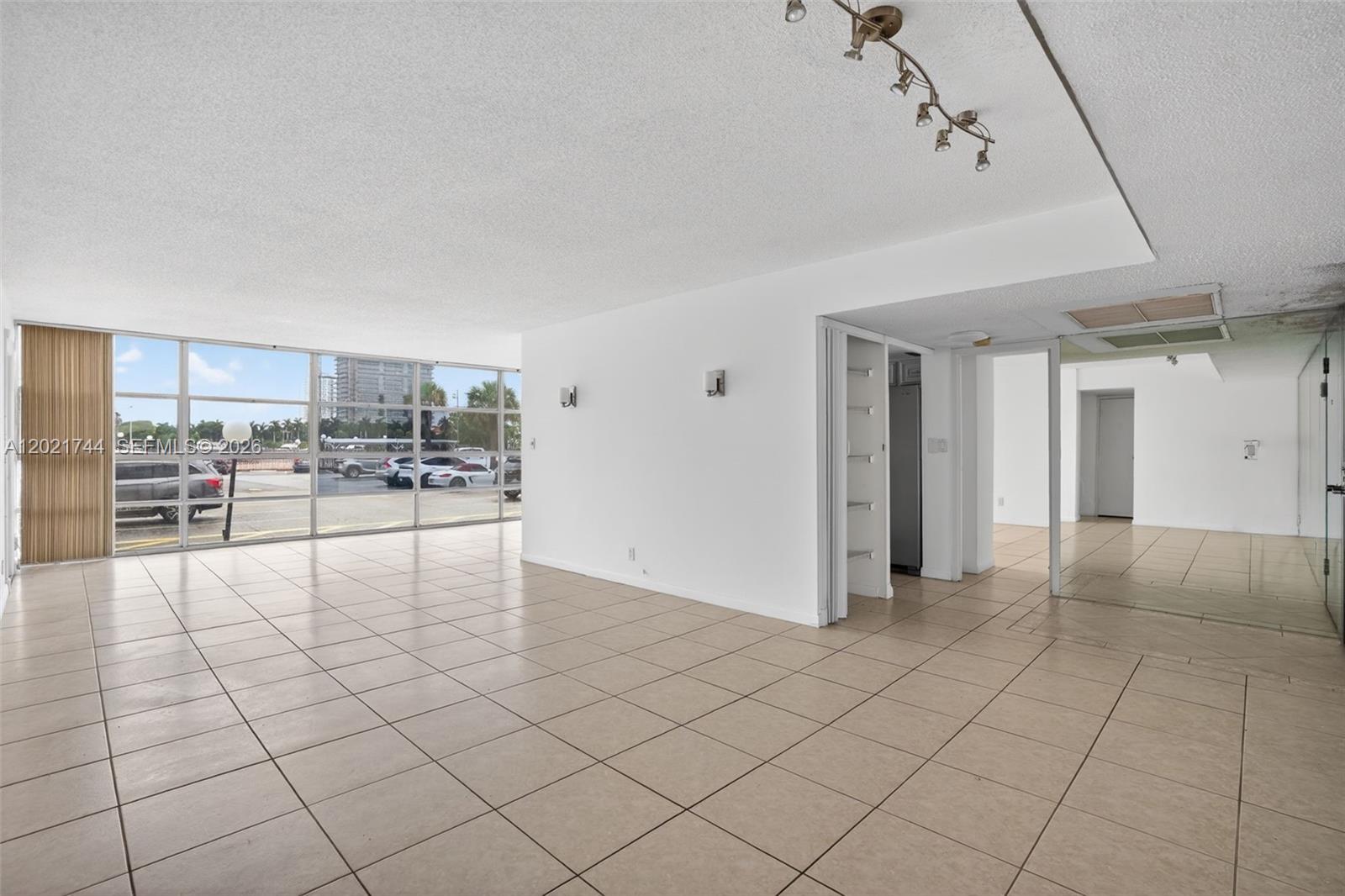 DESOTO PARK CONDO - Residential