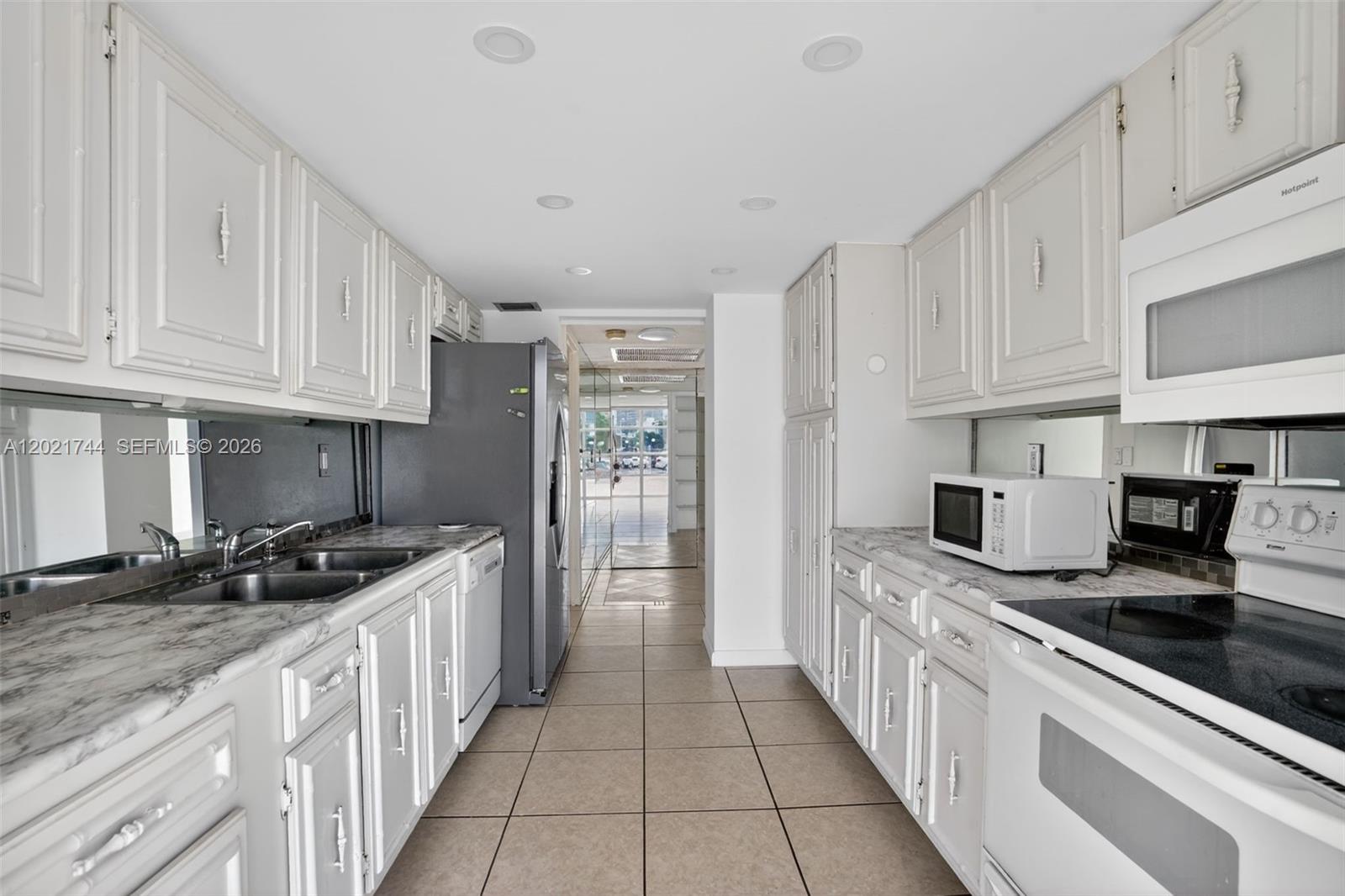 DESOTO PARK CONDO - Residential