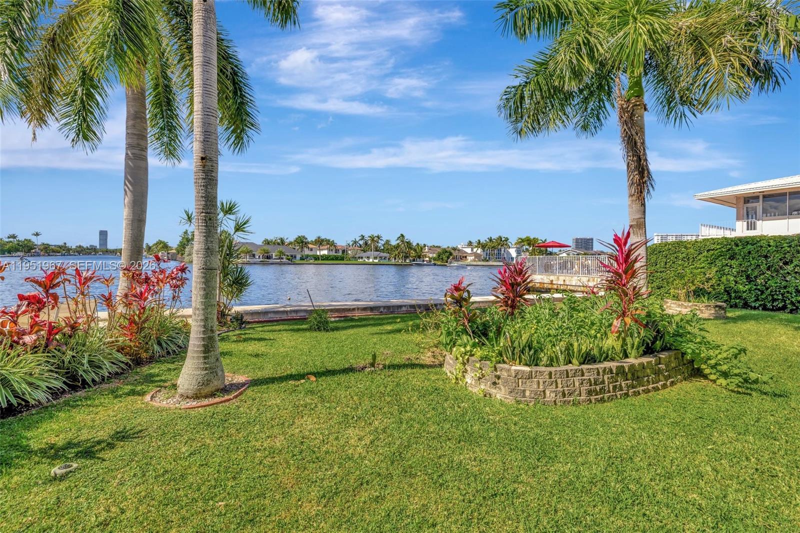 GOLDEN BAY MANOR CO-OP - Residential