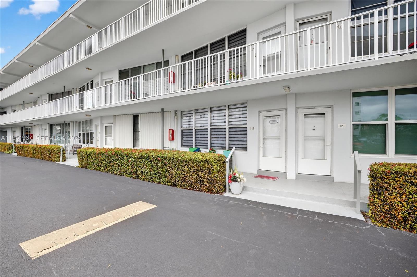 GOLDEN BAY MANOR CO-OP - Residential