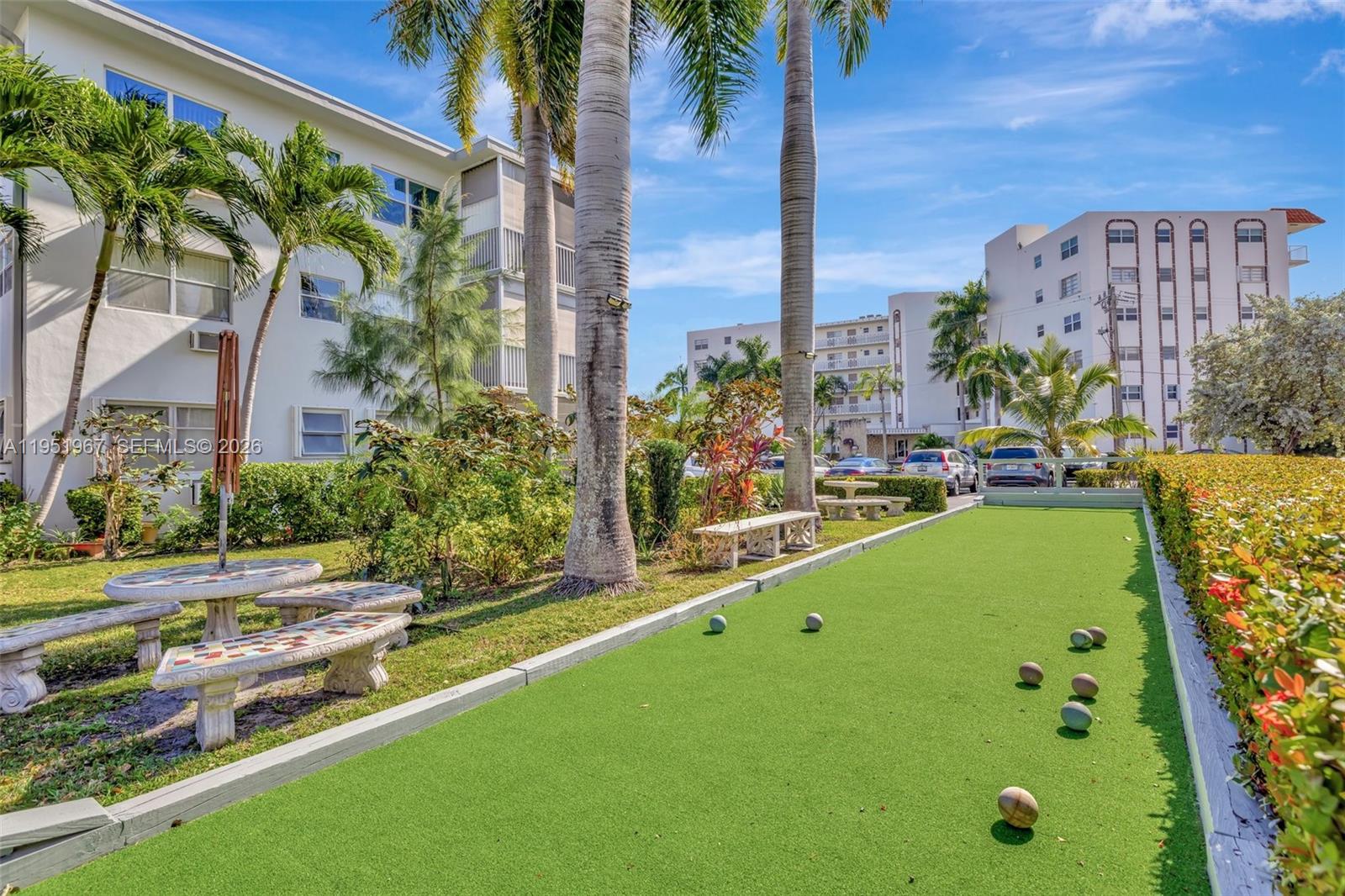 GOLDEN BAY MANOR CO-OP - Residential