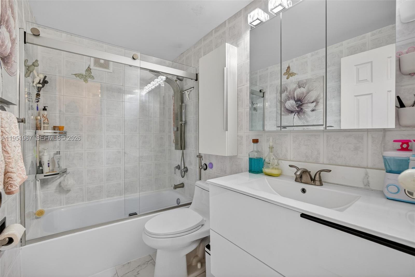 GOLDEN BAY MANOR CO-OP - Residential