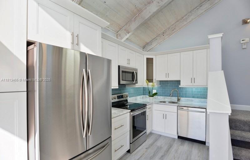 SEA LOFTERS CONDO - Residential Lease