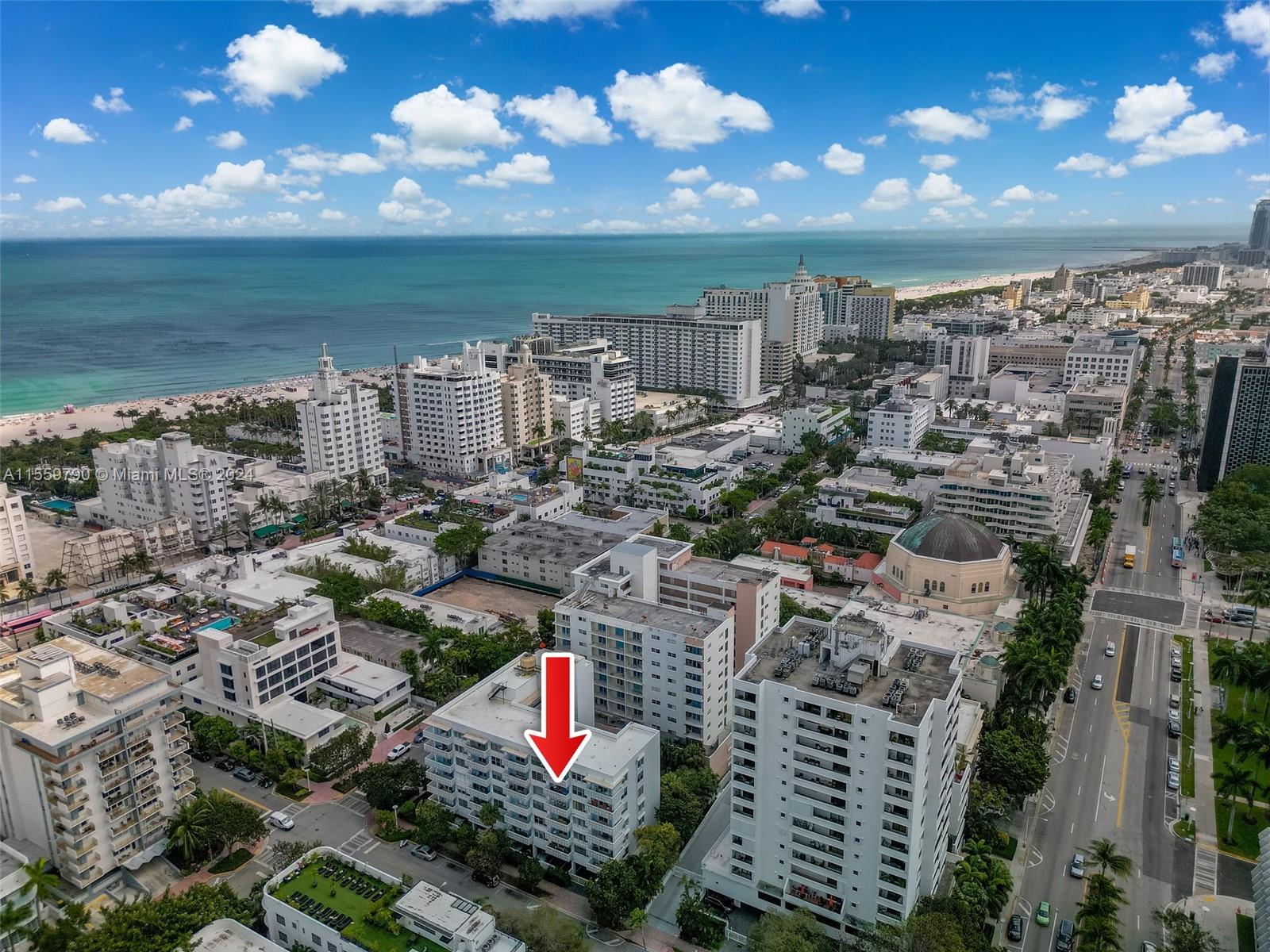 Property for Sale at 1776 James Ave 6F, Miami Beach, Miami-Dade County, Florida - Bedrooms: 1 
Bathrooms: 1  - $250,000