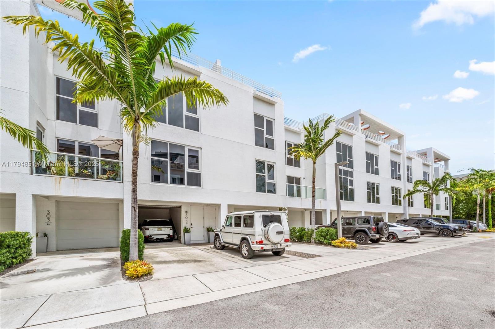 Property for Sale at 455 Ne 39th St 304, Miami, Broward County, Florida - Bedrooms: 2 
Bathrooms: 3  - $1,450,000