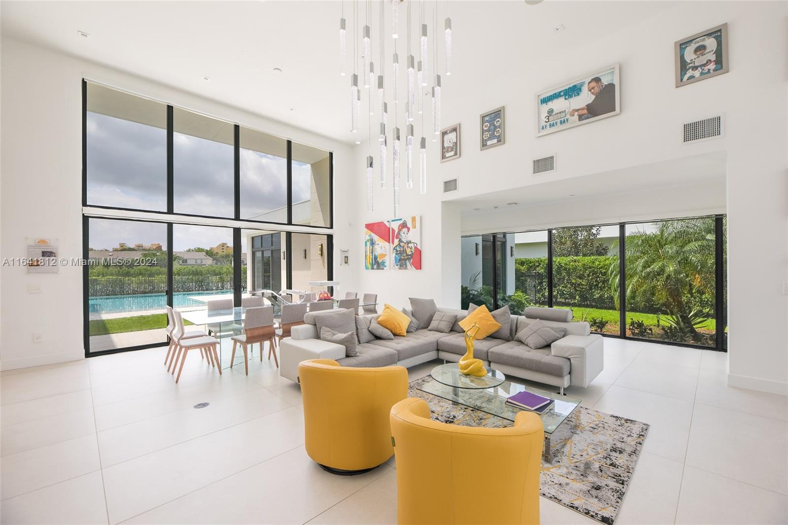 WESTON ESTATES - Residential