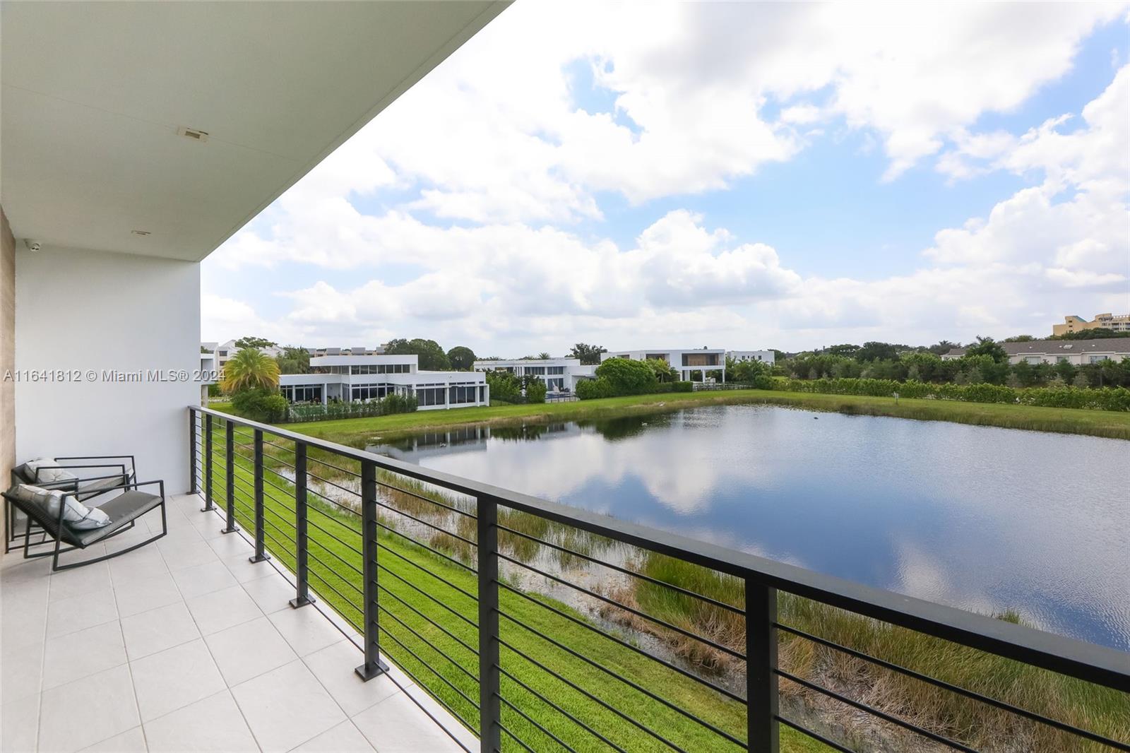 WESTON ESTATES - Residential