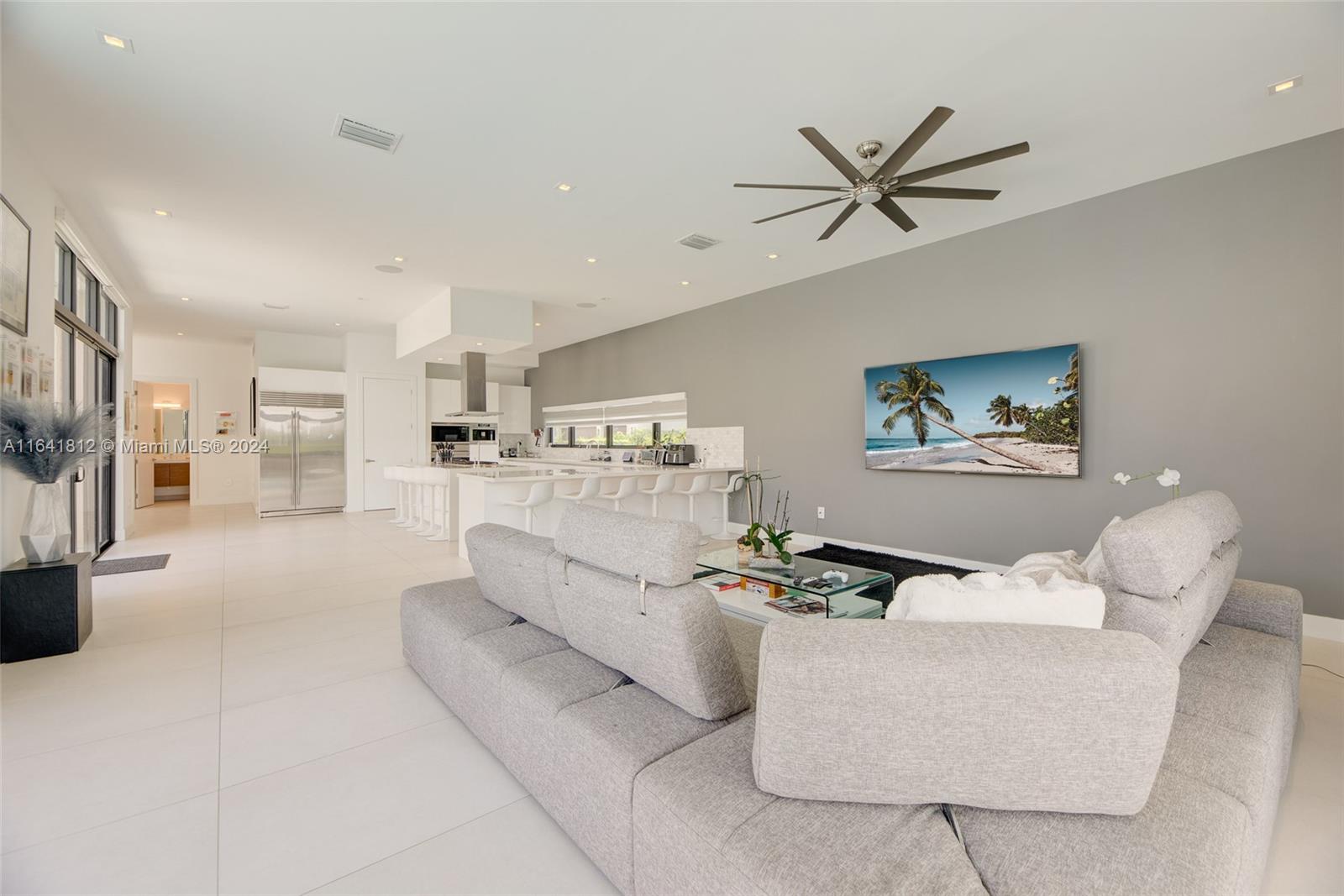 WESTON ESTATES - Residential