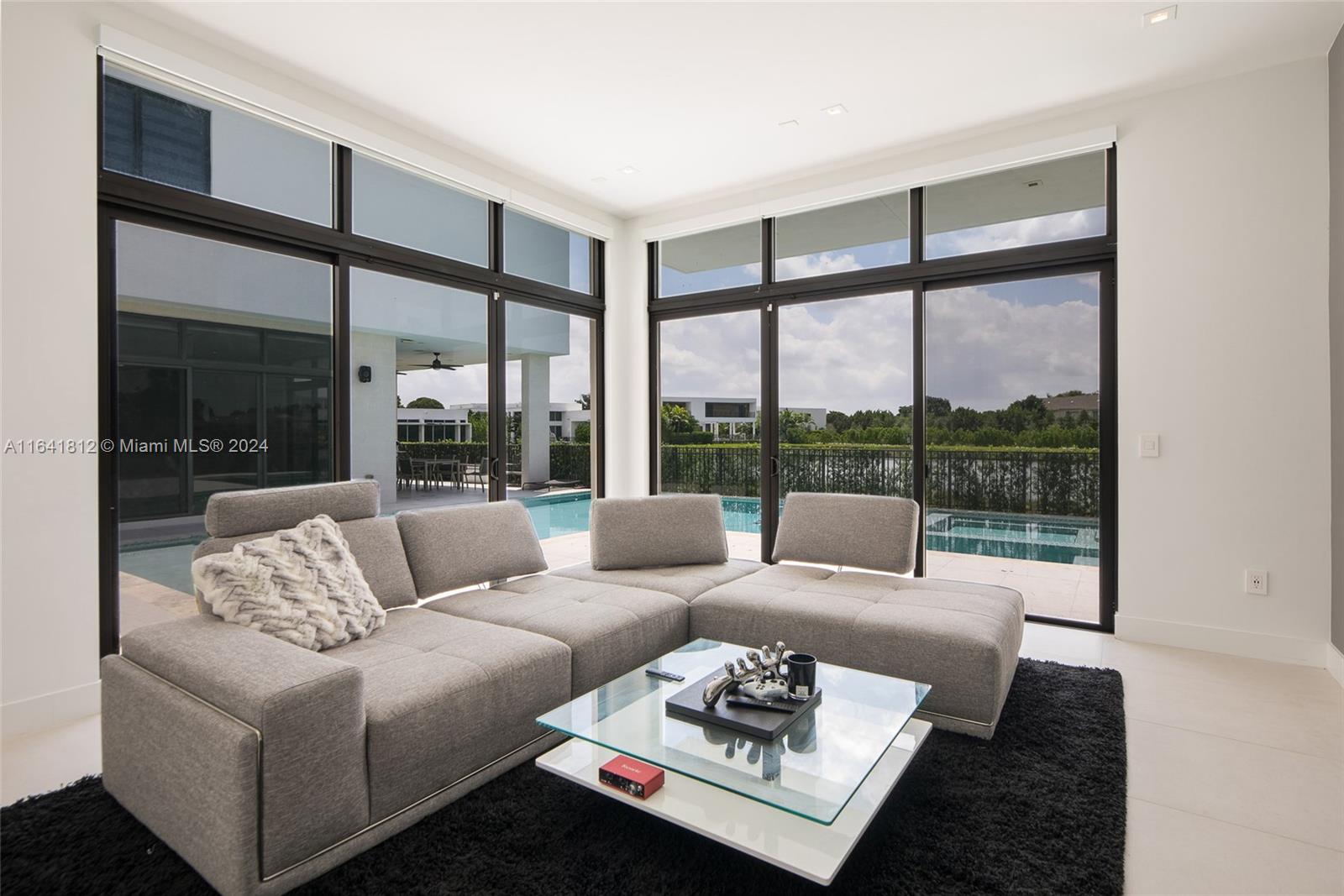WESTON ESTATES - Residential