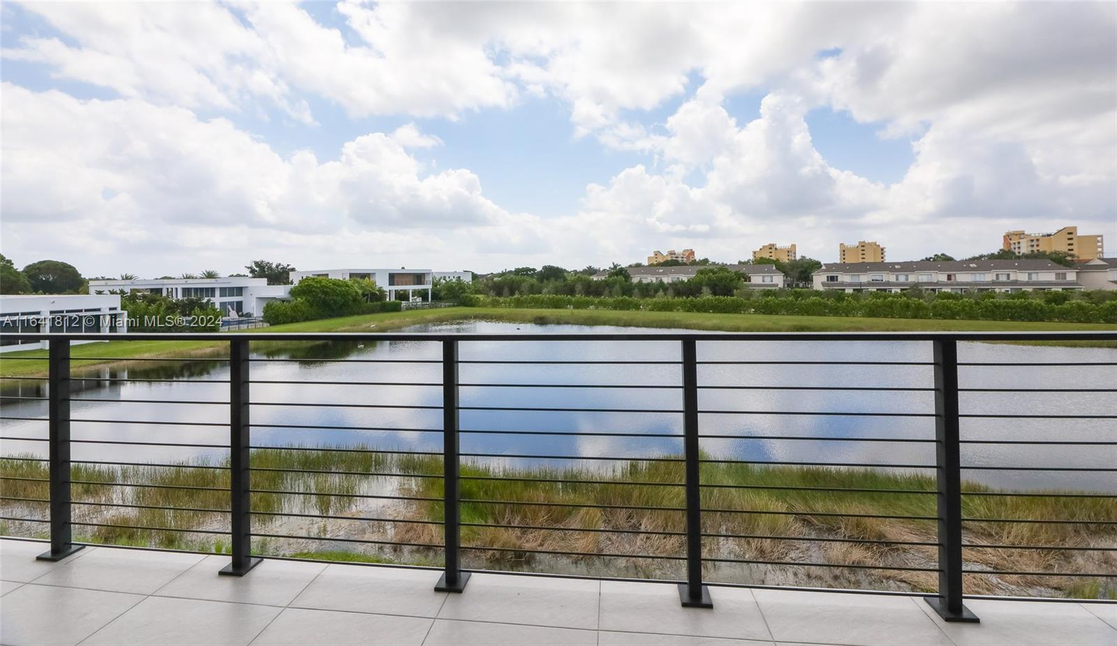 WESTON ESTATES - Residential