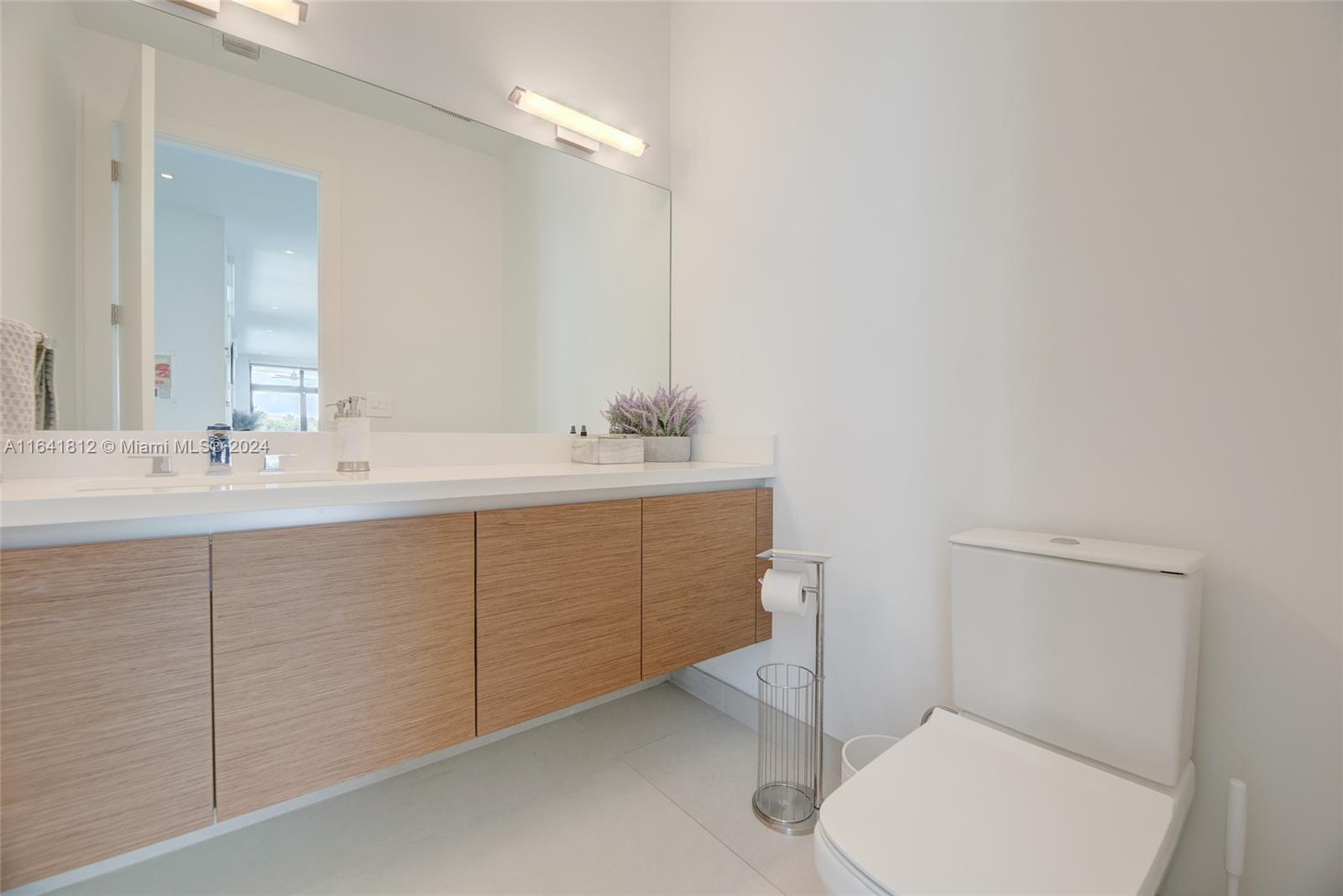 WESTON ESTATES - Residential