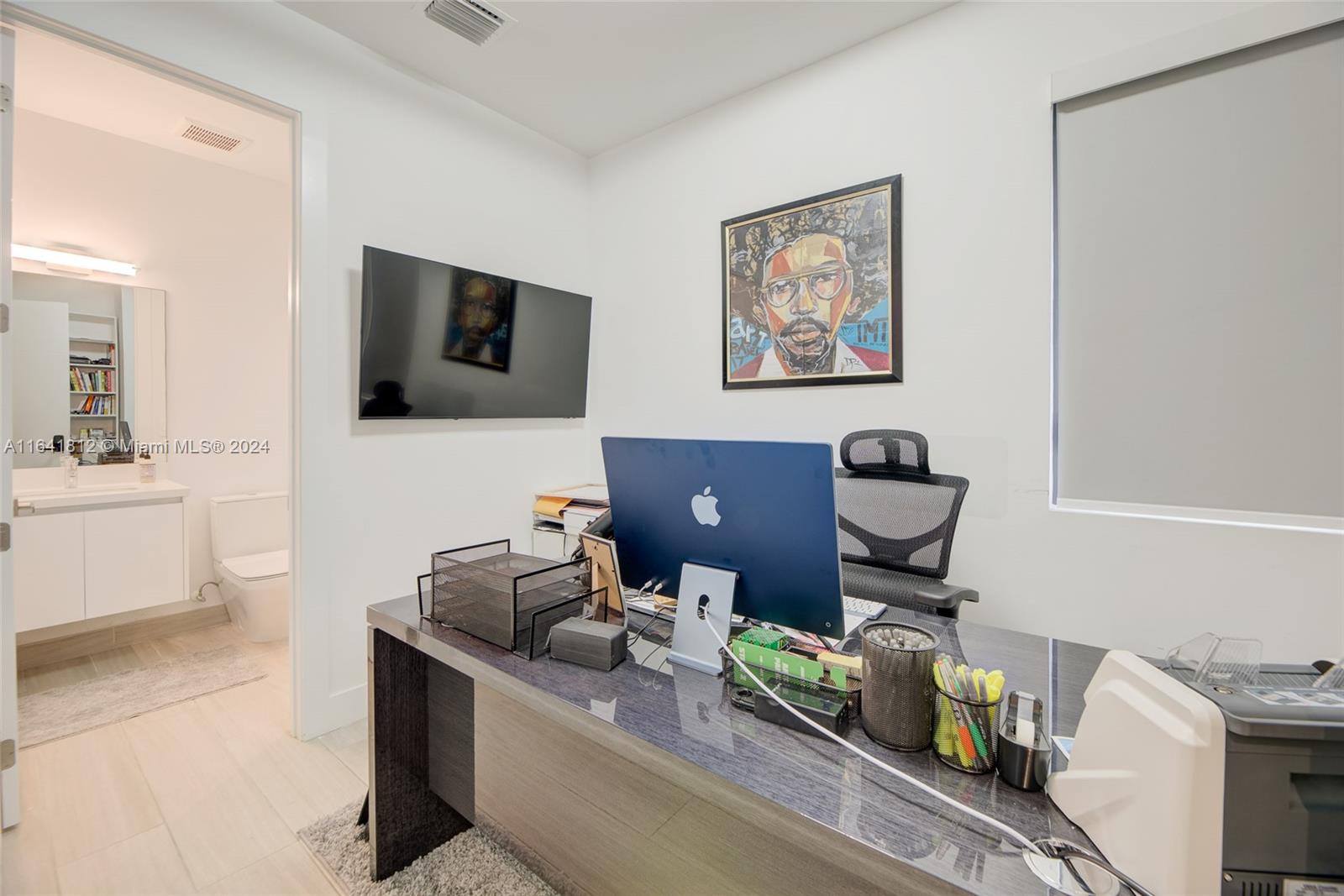 WESTON ESTATES - Residential