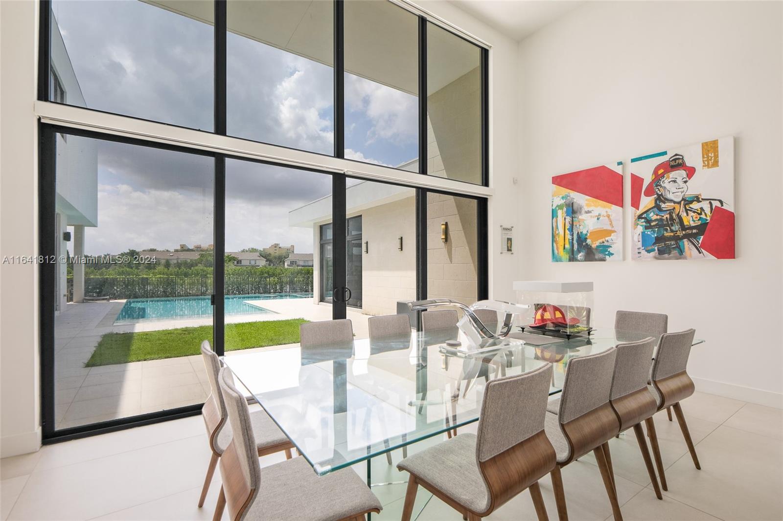 WESTON ESTATES - Residential