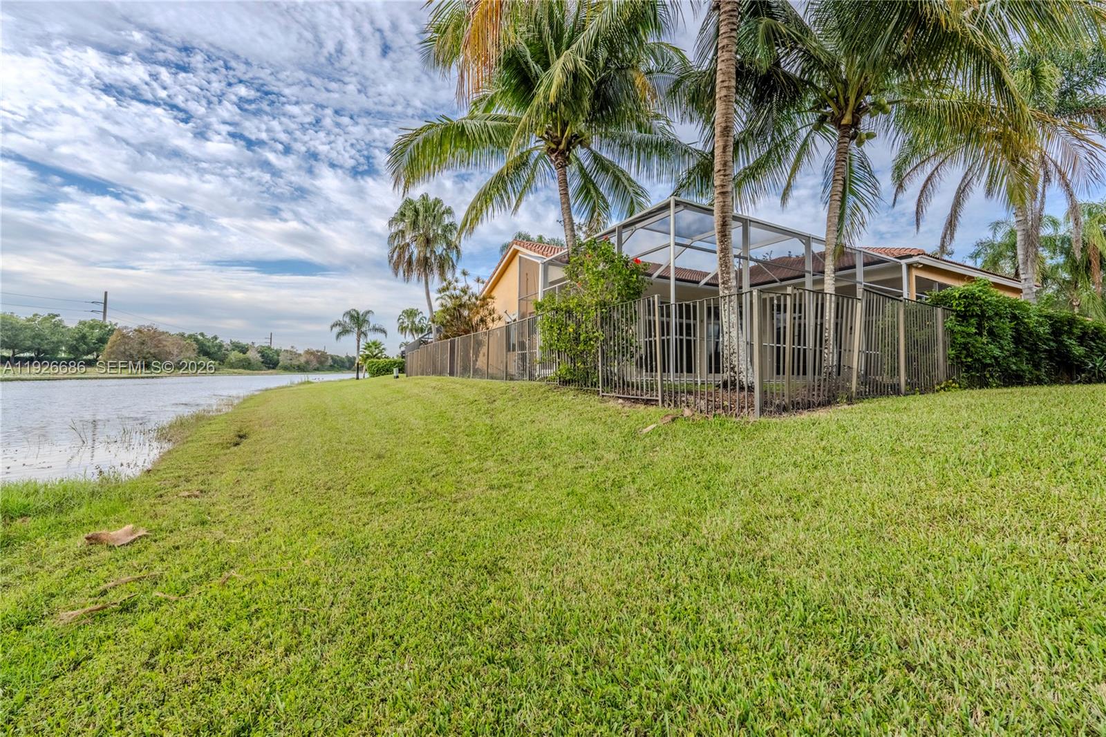 SECTOR 7 SOUTH - Residential Lease