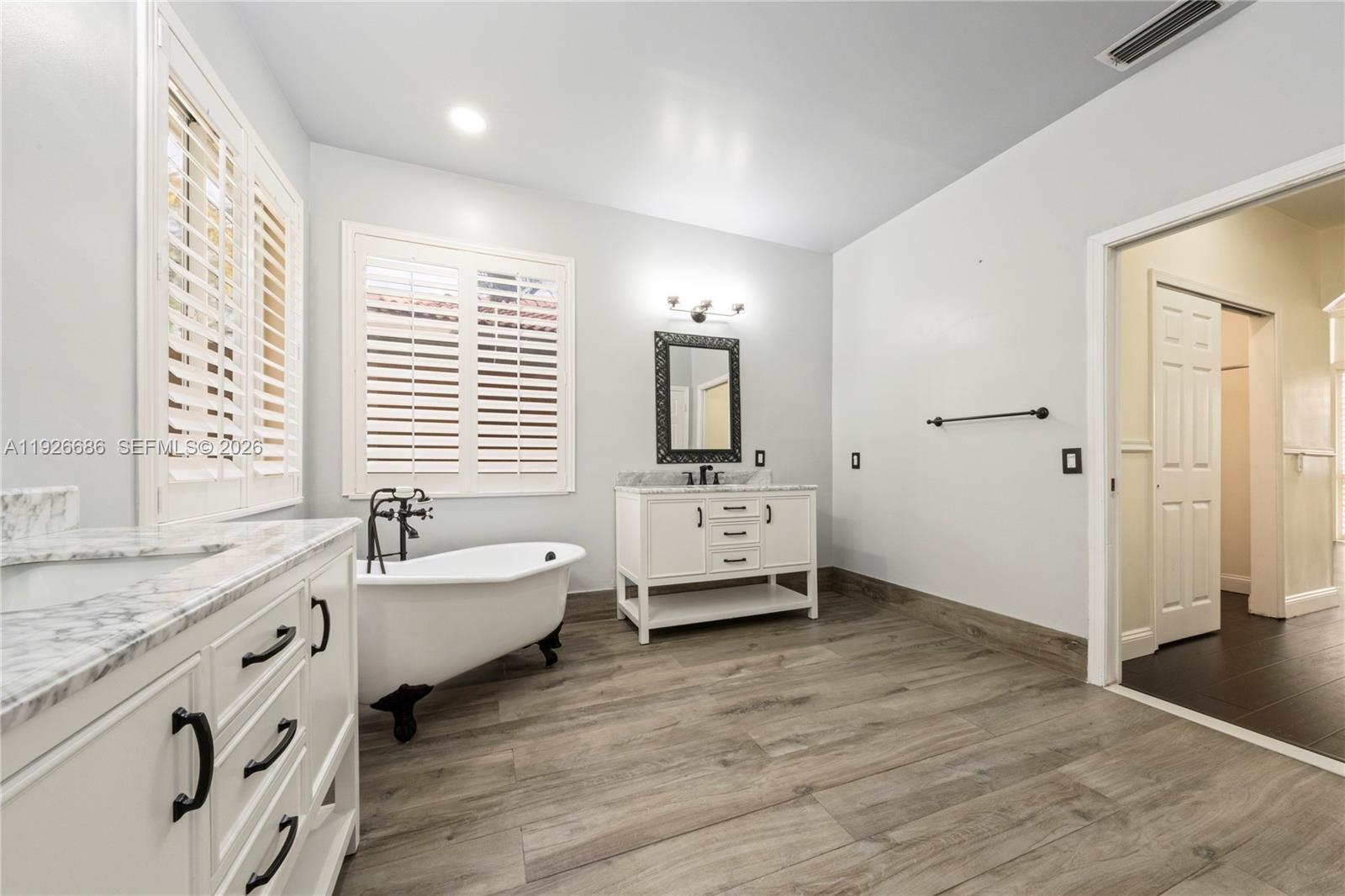 SECTOR 7 SOUTH - Residential Lease