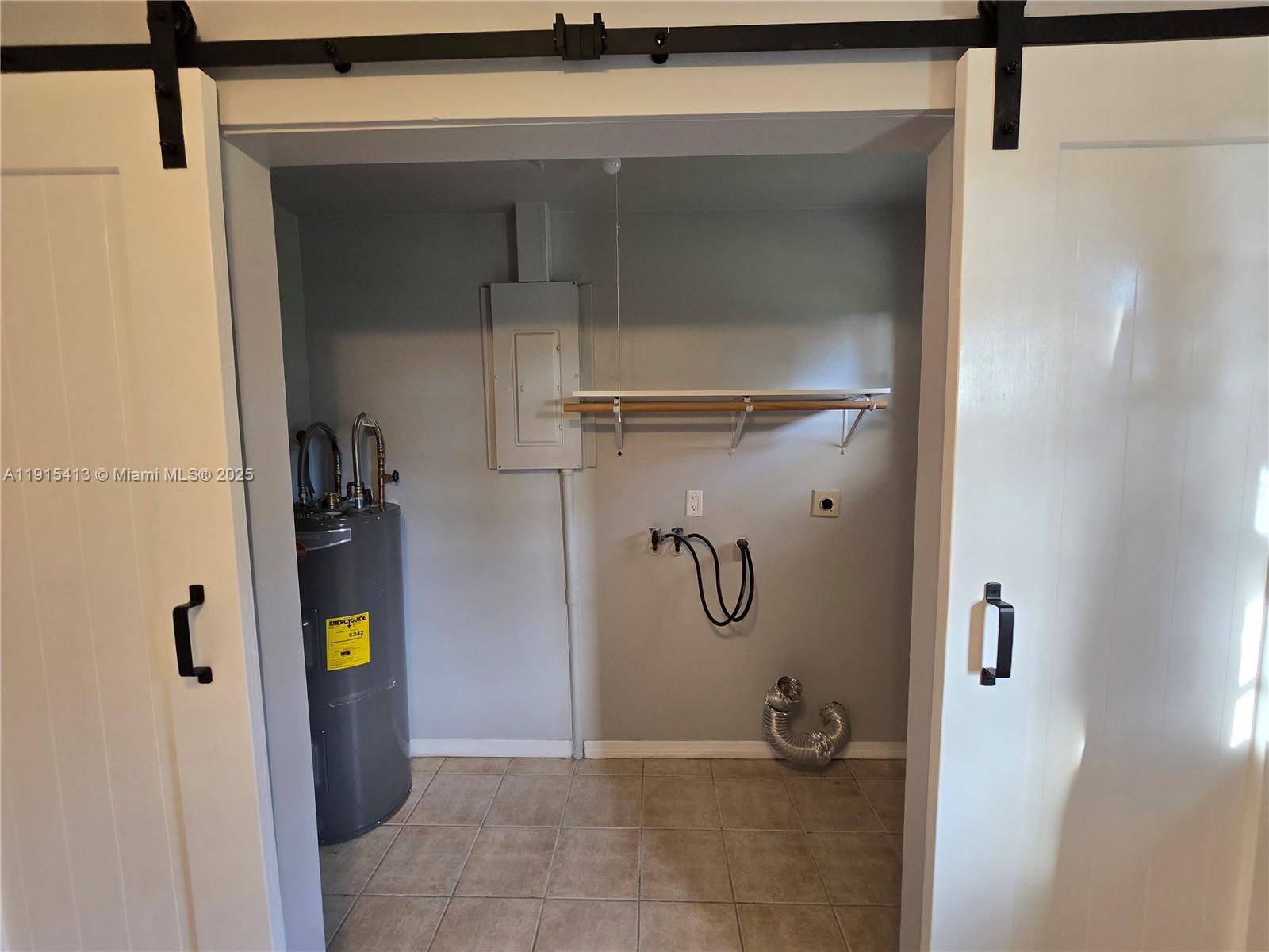 PORT SALERNO VILLAGE - Residential