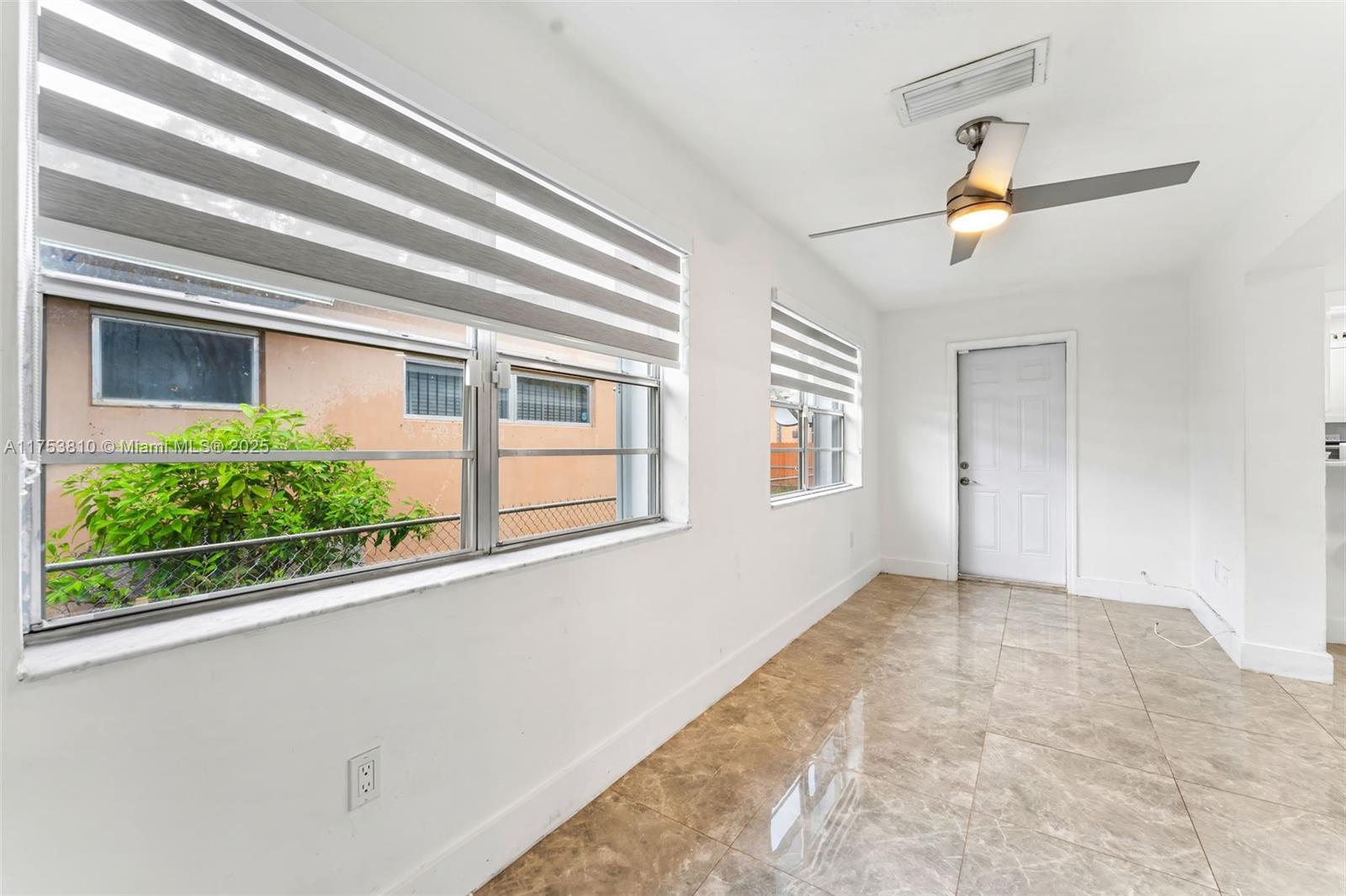 SEABOARD PARK - Residential