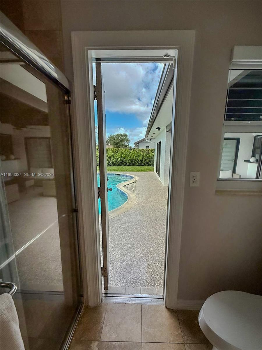 PEMBROKE LAKES SEC 4 - Residential Lease