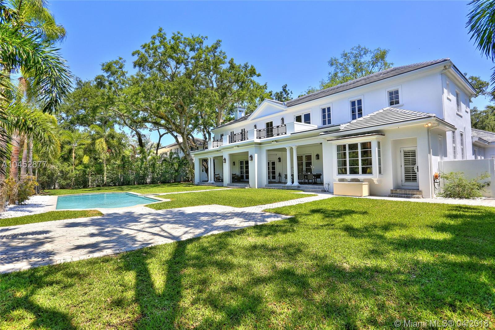 STONEGATE - Residential