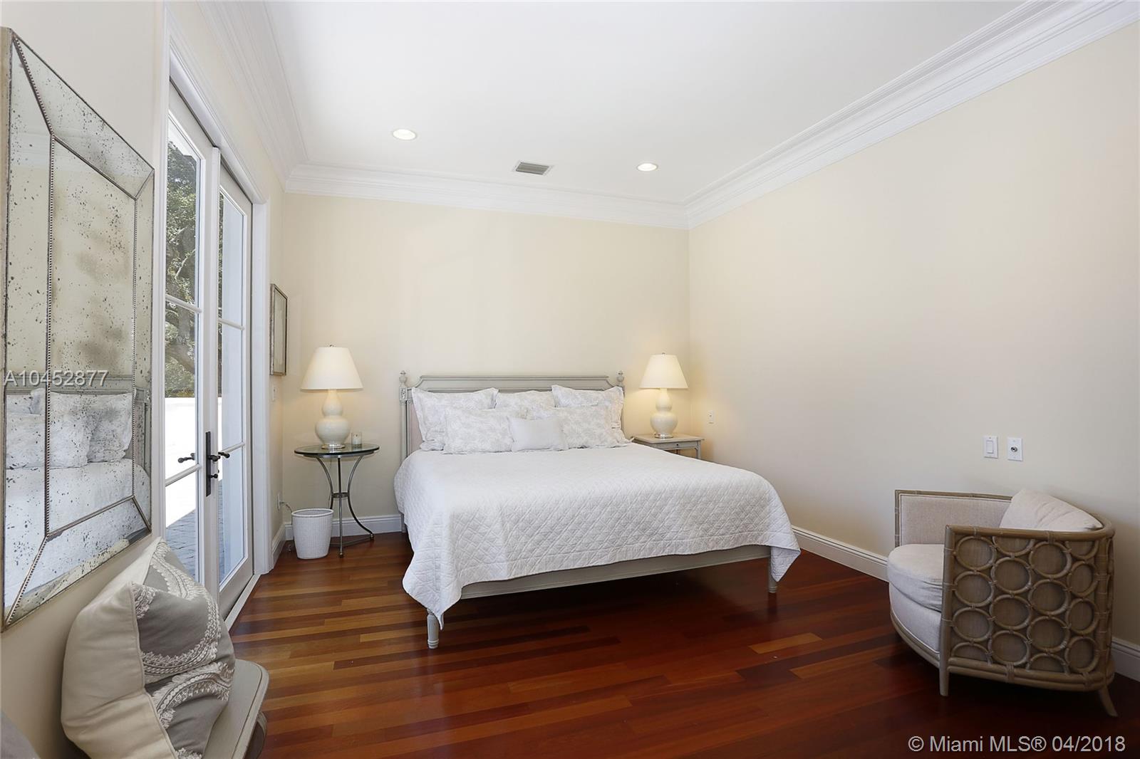 STONEGATE - Residential