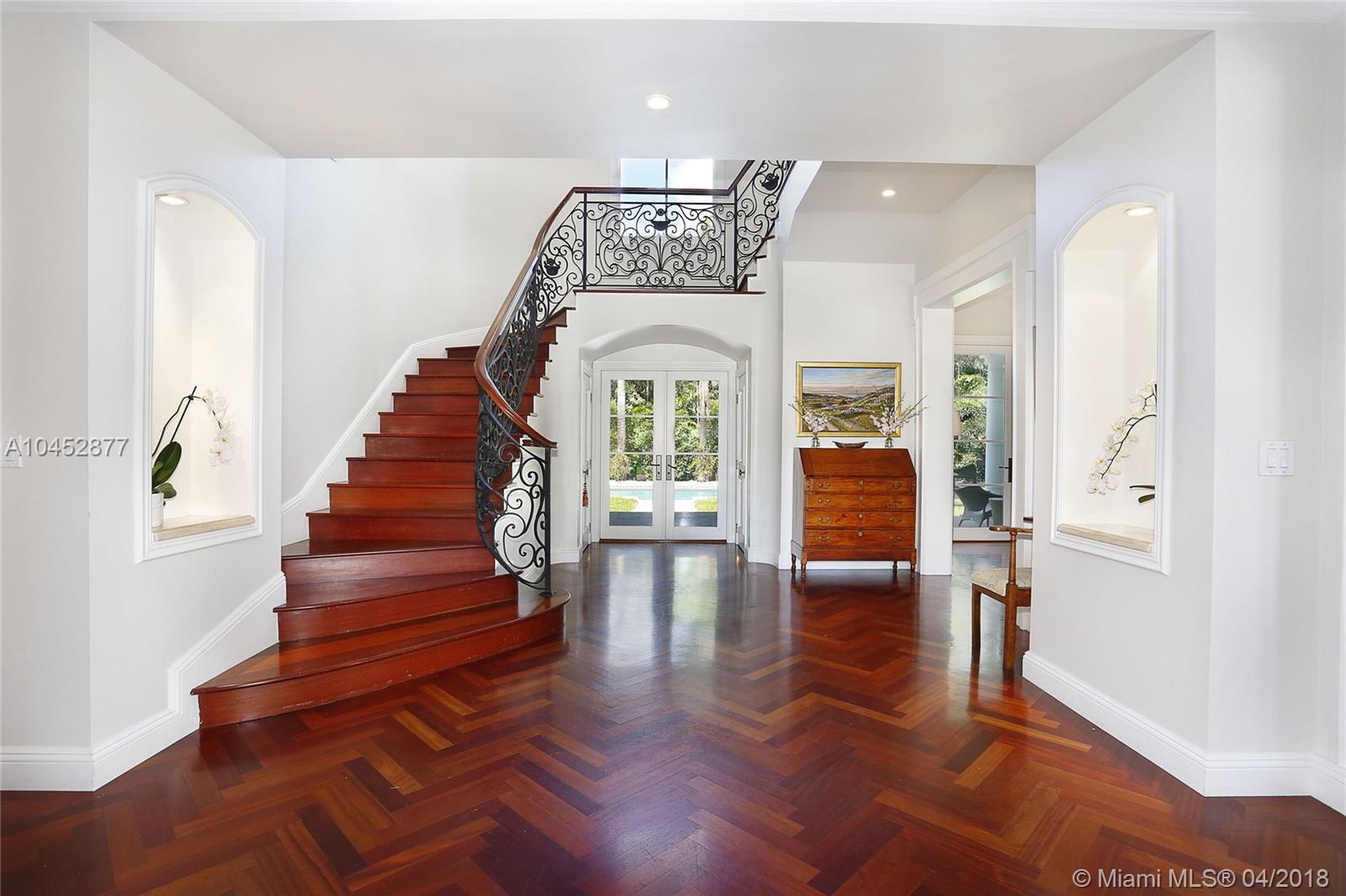 STONEGATE - Residential