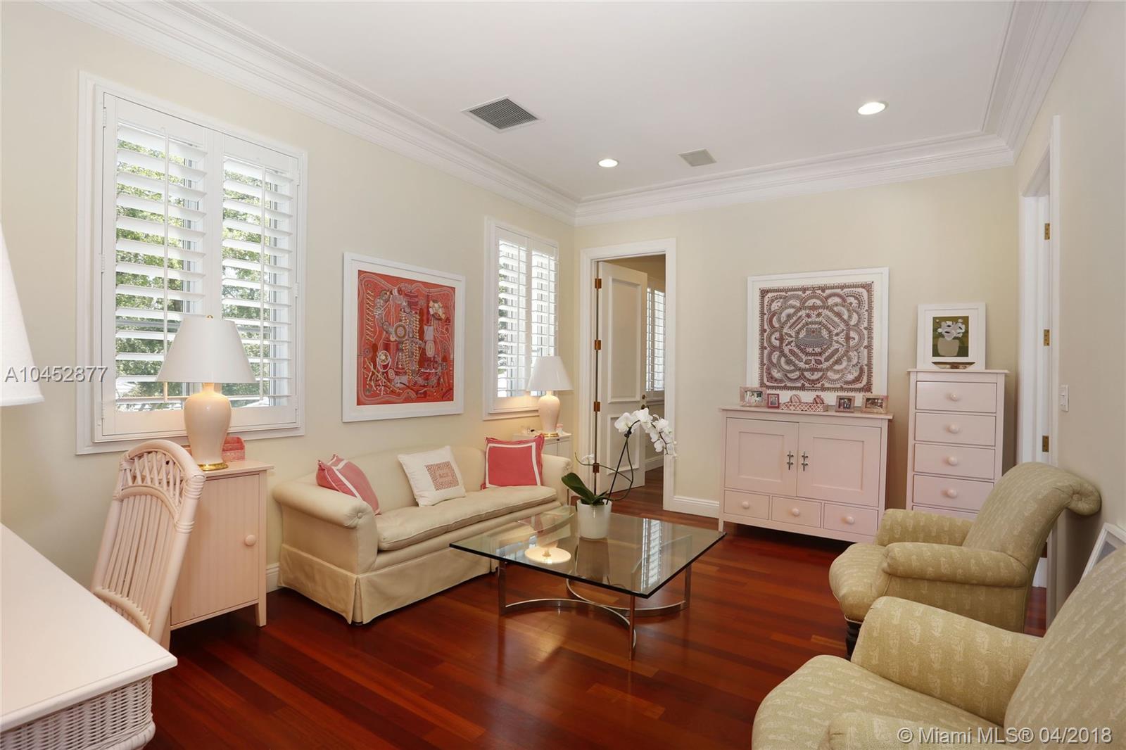 STONEGATE - Residential