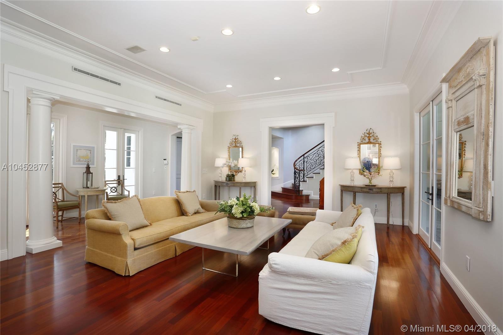 STONEGATE - Residential