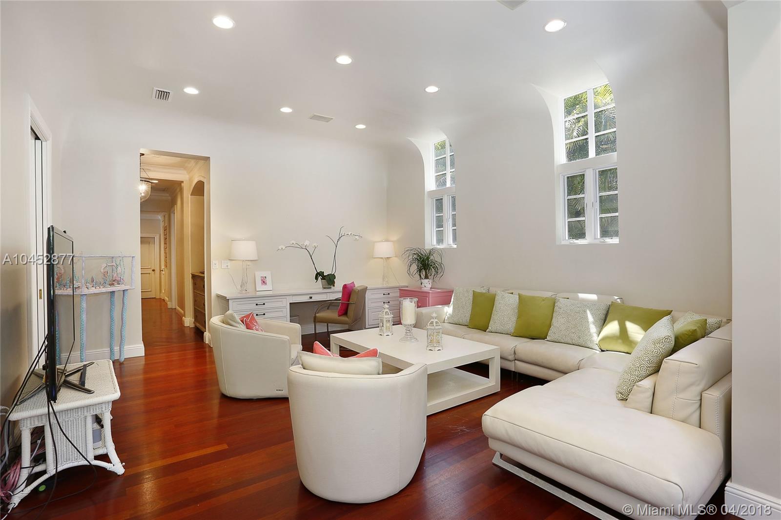 STONEGATE - Residential