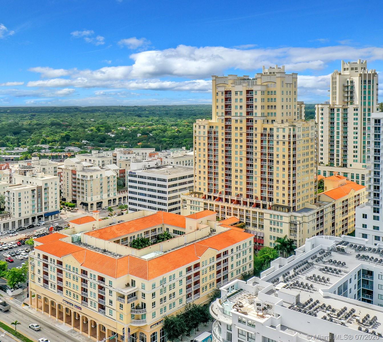 TOSCANO CONDO - Residential