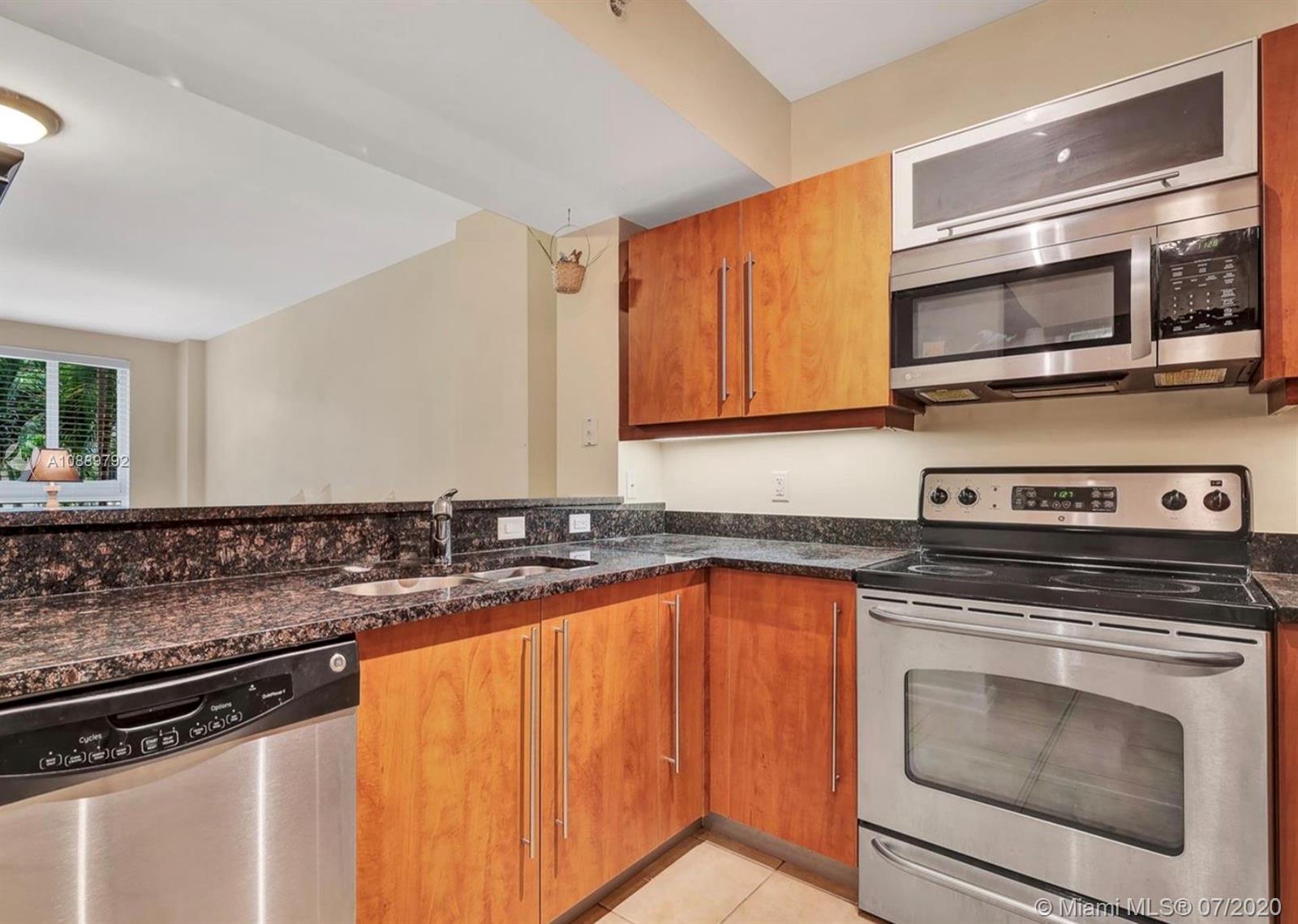 TOSCANO CONDO - Residential