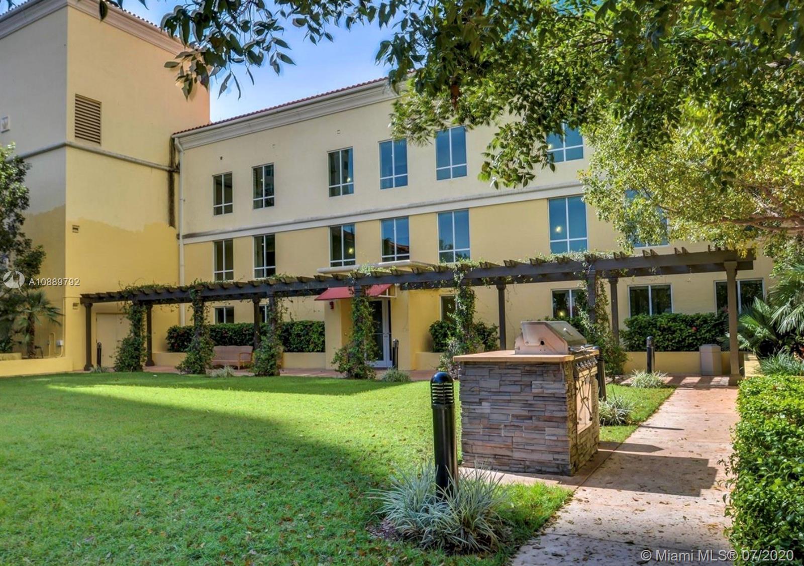 TOSCANO CONDO - Residential