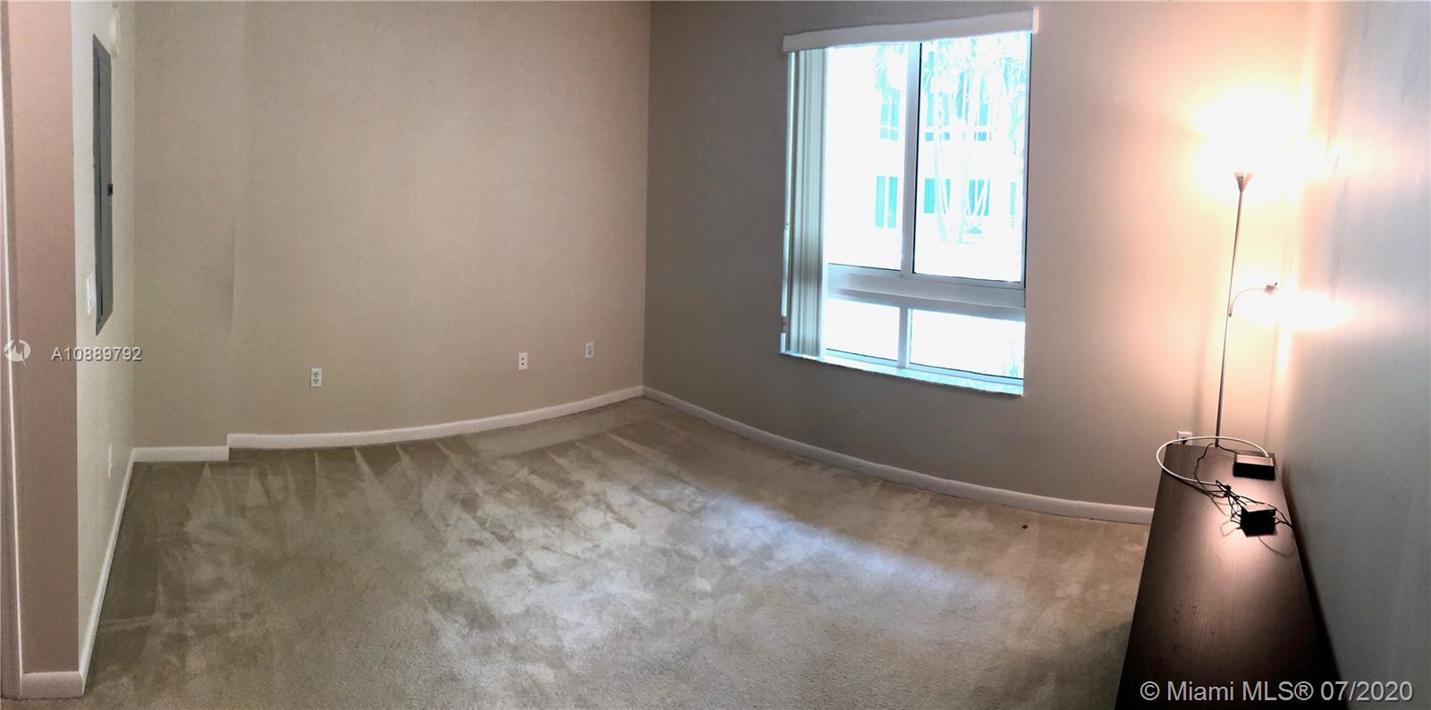 TOSCANO CONDO - Residential