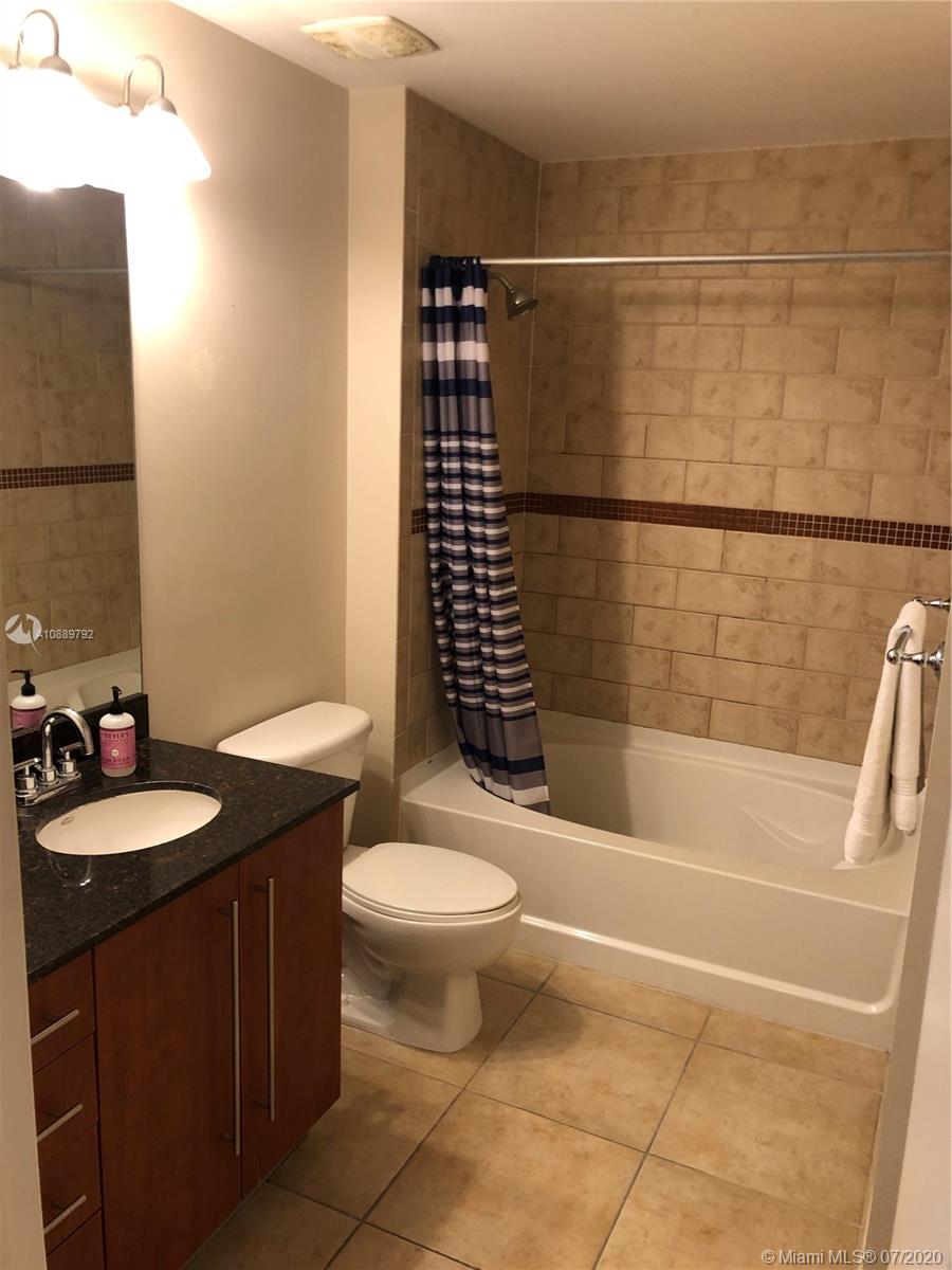 TOSCANO CONDO - Residential