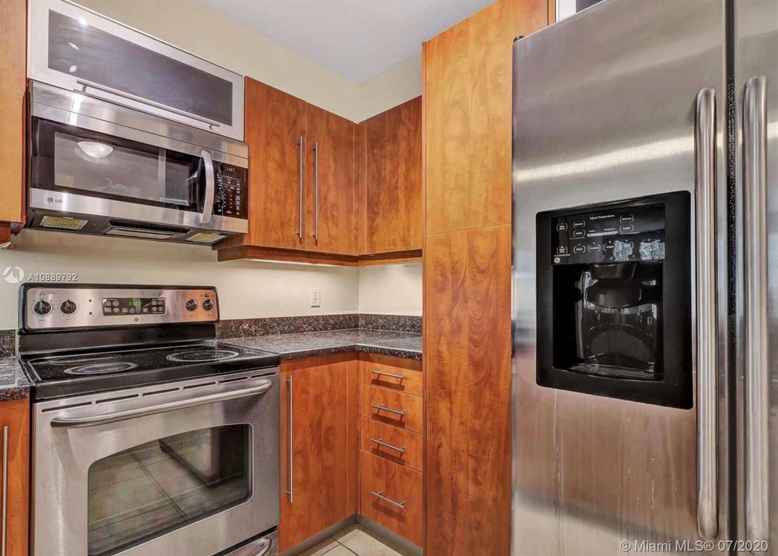 TOSCANO CONDO - Residential