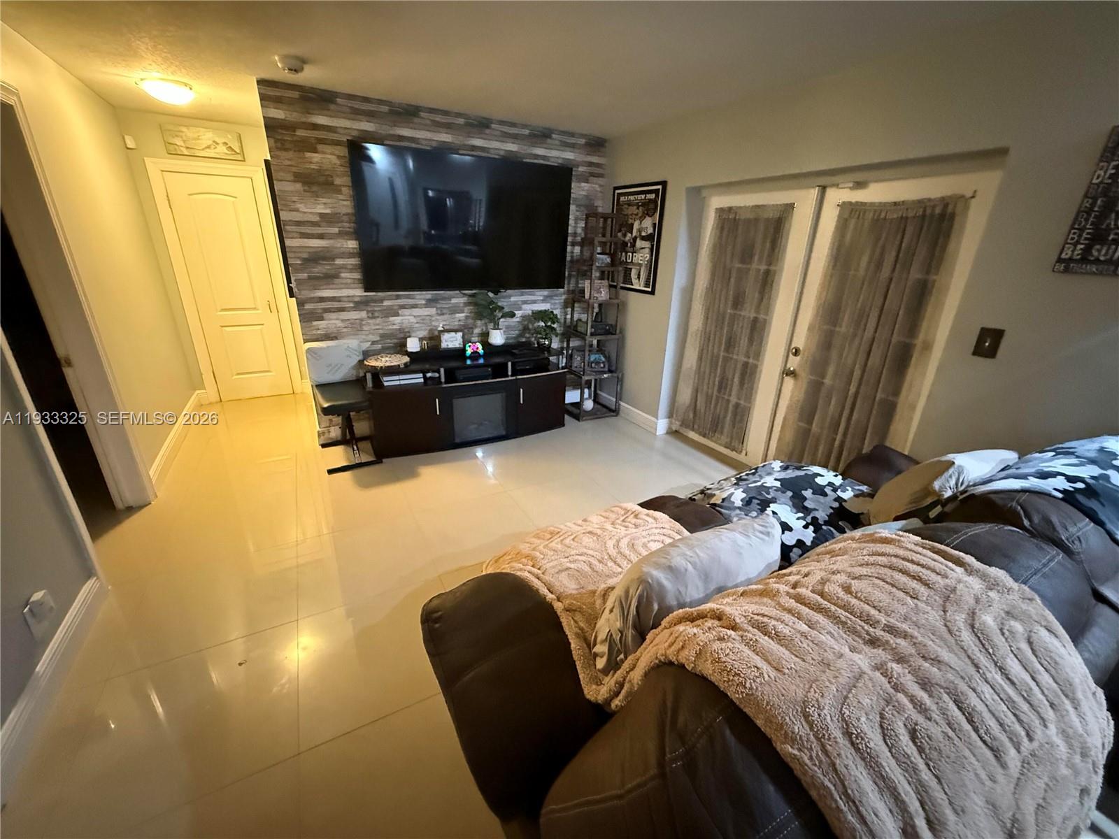 CORAL SPRINGS SUB NO 1 - Residential